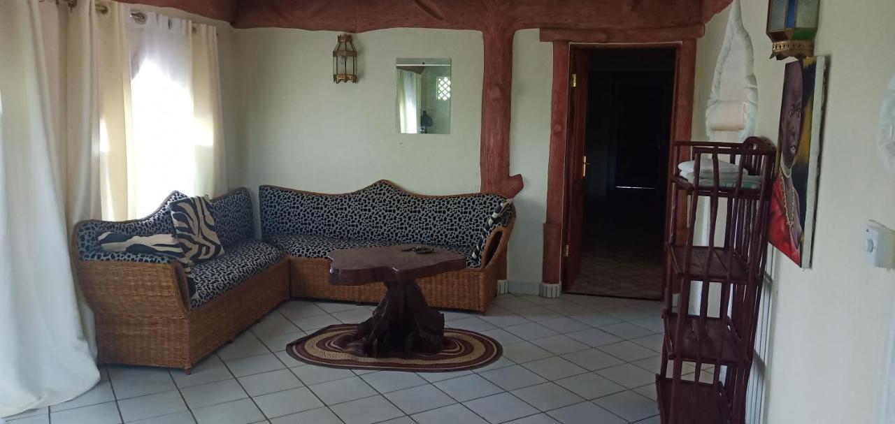 Coconut Village Beach Resort Diani Beach Bagian luar foto